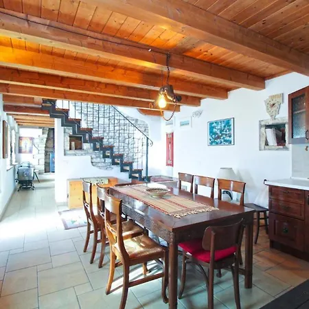 Charming House With Garden And Bbq In * Galizana