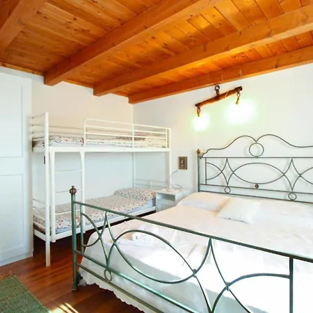 Charming House With Garden And Bbq In Apartament