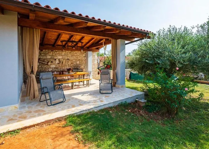 Charming House With Garden And Bbq In Apartman