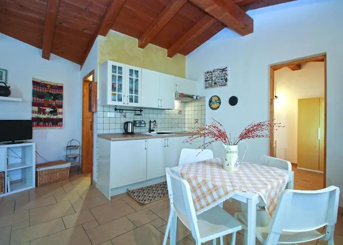 Charming House With Garden And Bbq In *