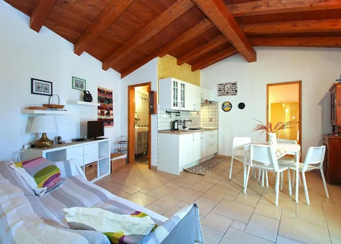 Charming House With Garden And Bbq In Apartman