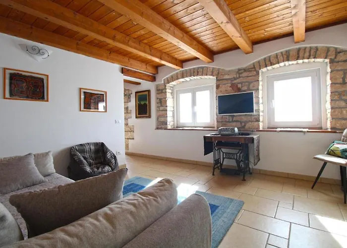 Apartman Charming House With Garden And Bbq In Galizana